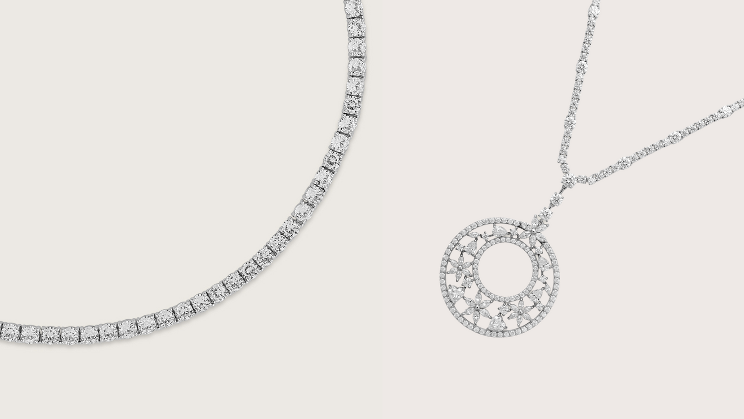 What is the Difference between a Necklace and a Pendant?