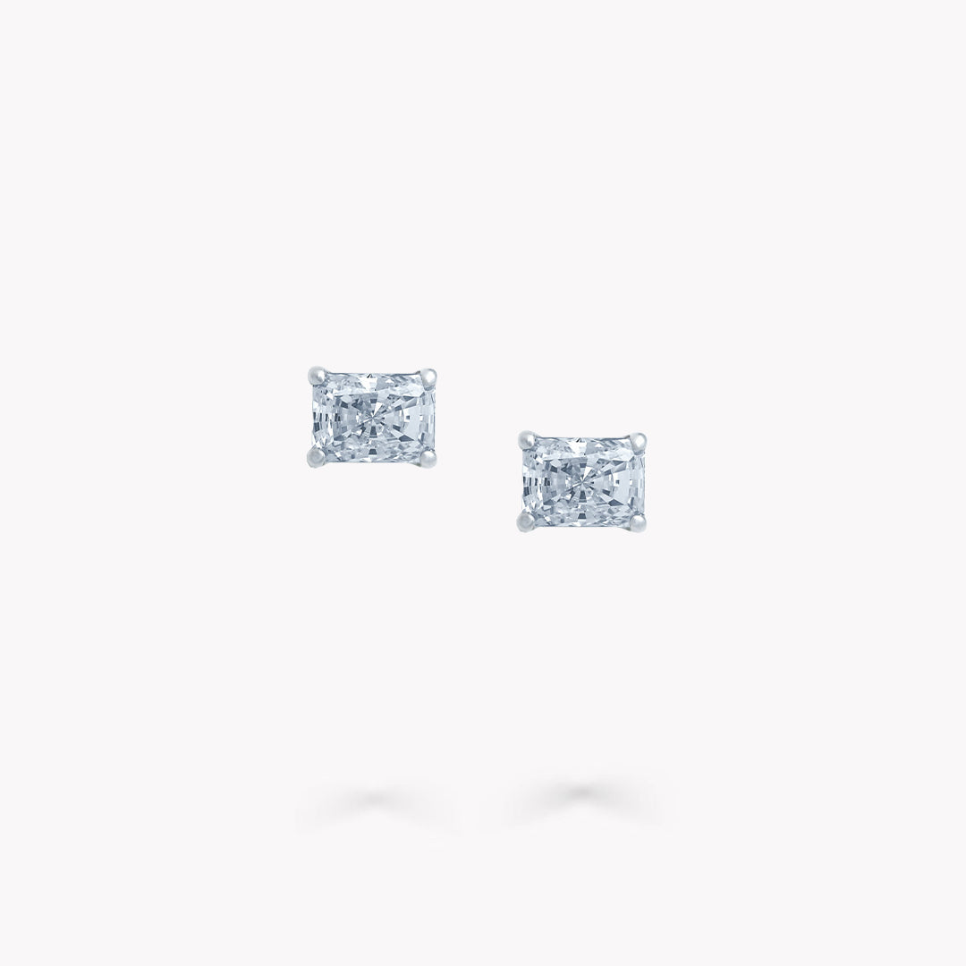 4 Prong Stud Earrings