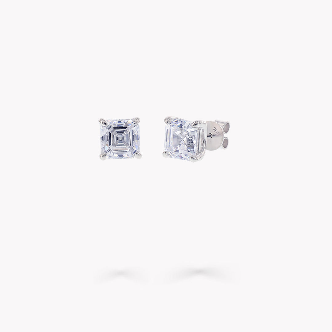 4 Prong Stud Earrings