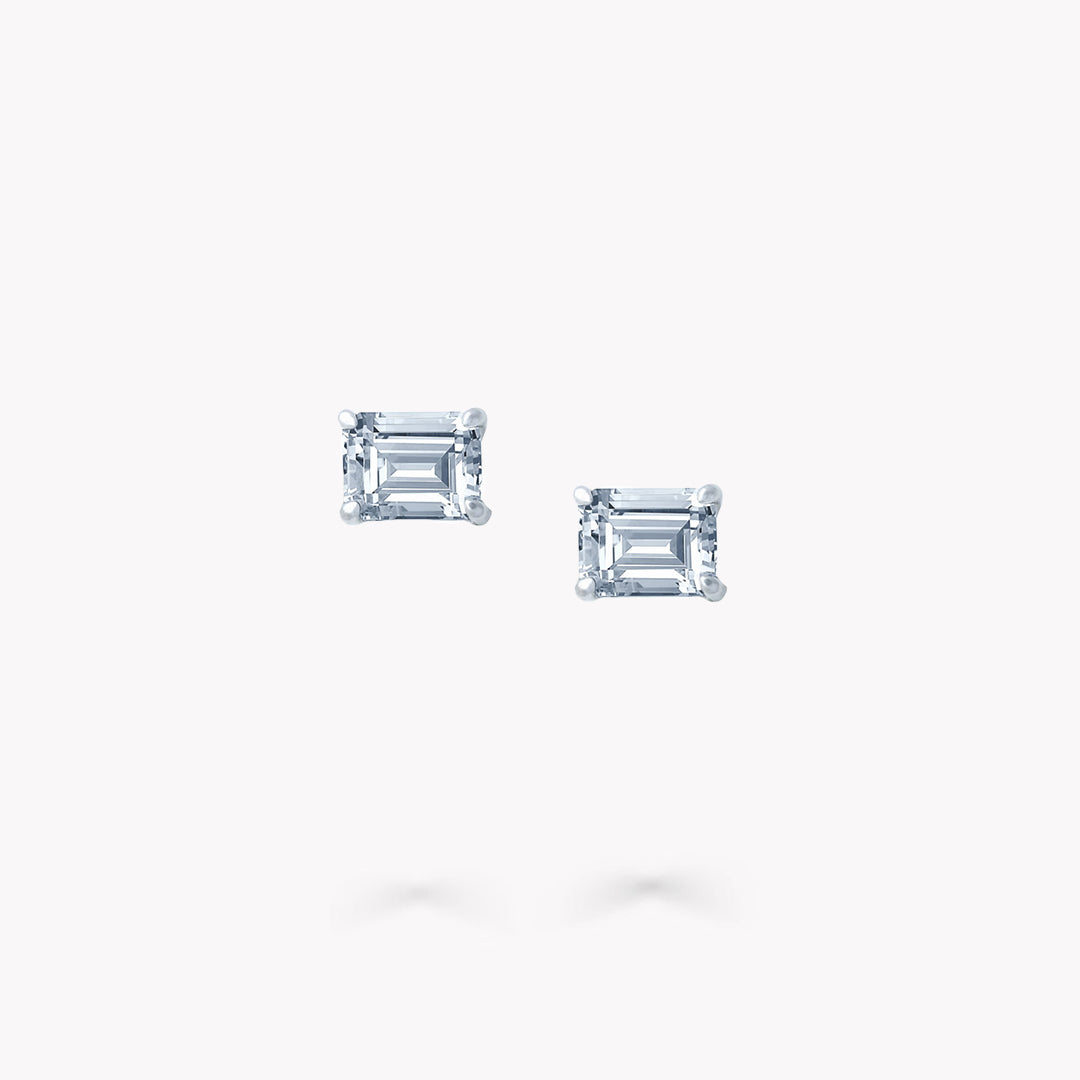 4 Prong Stud Earrings