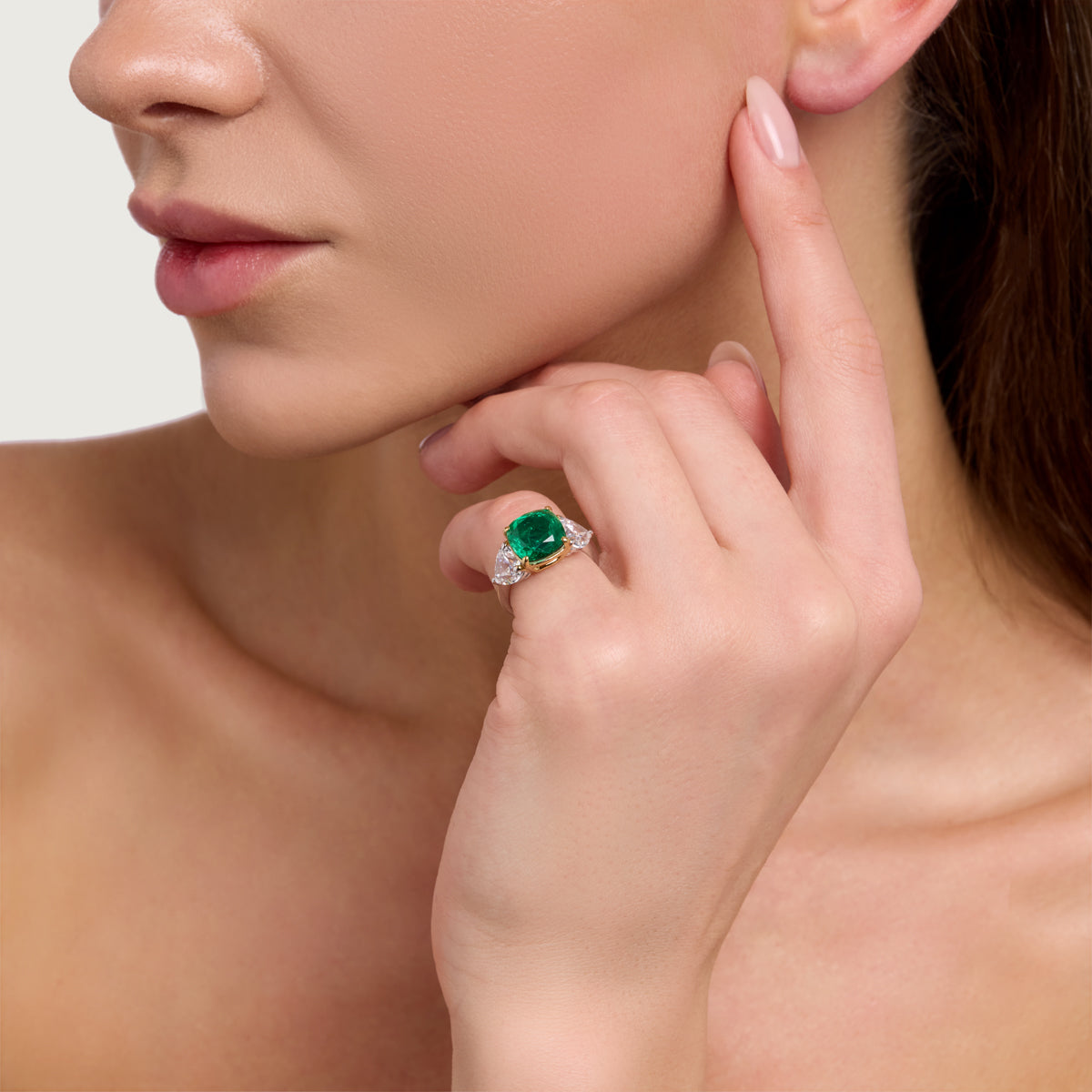 Regal Emerald Bloom Ring