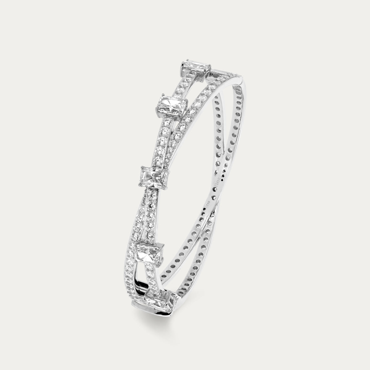 Princess-Cut Station Bangle