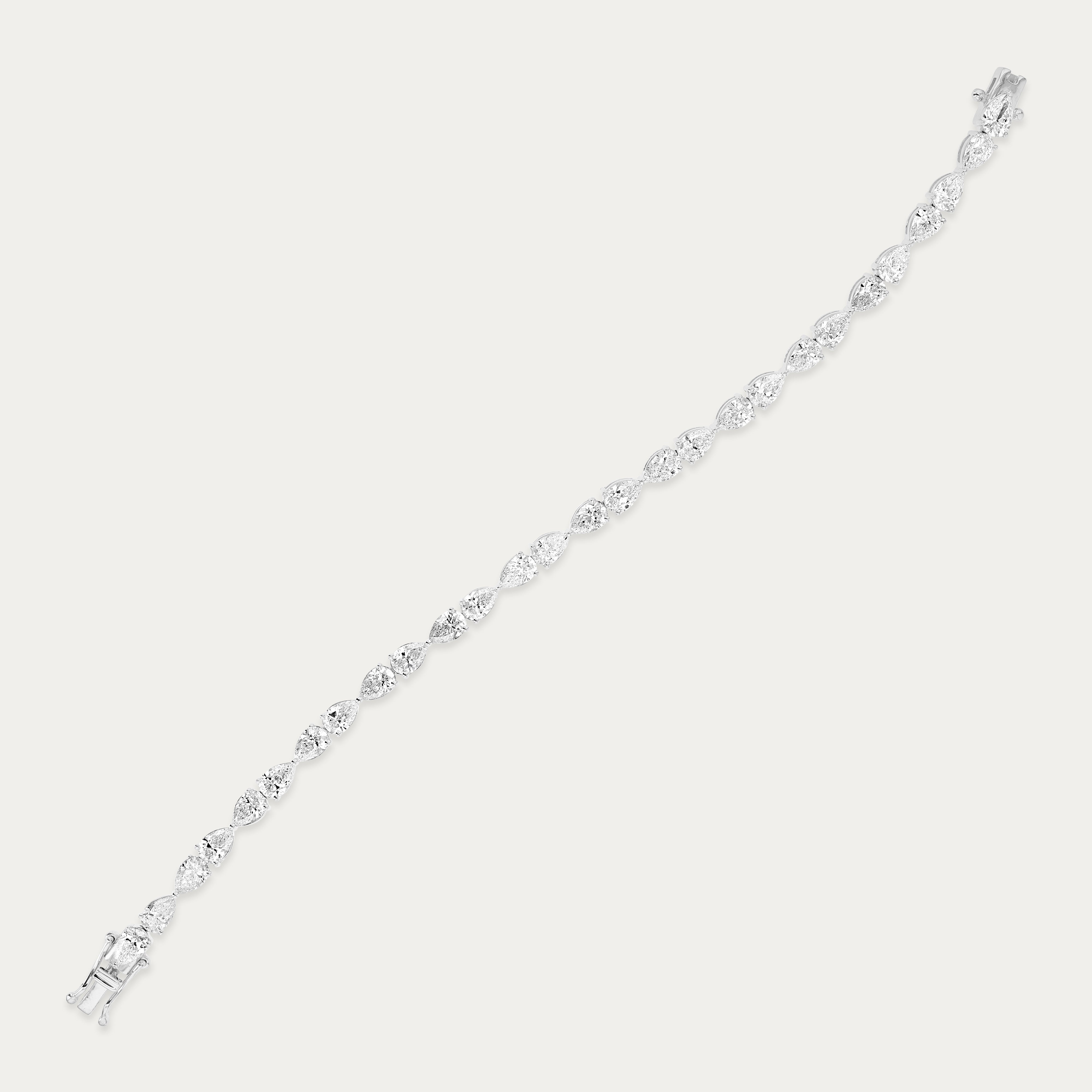 Petal Flame Lab Grown Diamond Bracelet