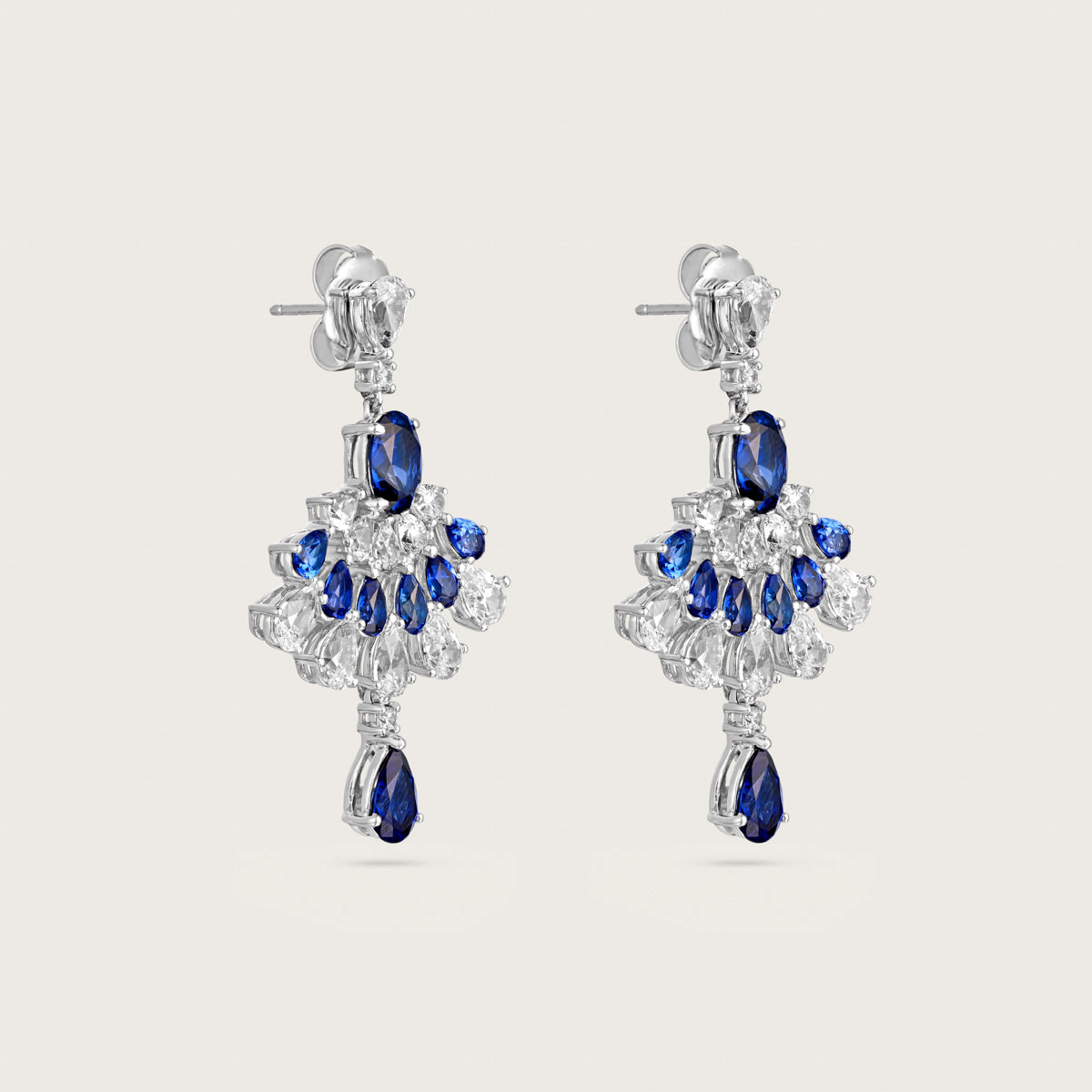 أقراط متدلية مزينة والياقوت الأزرق