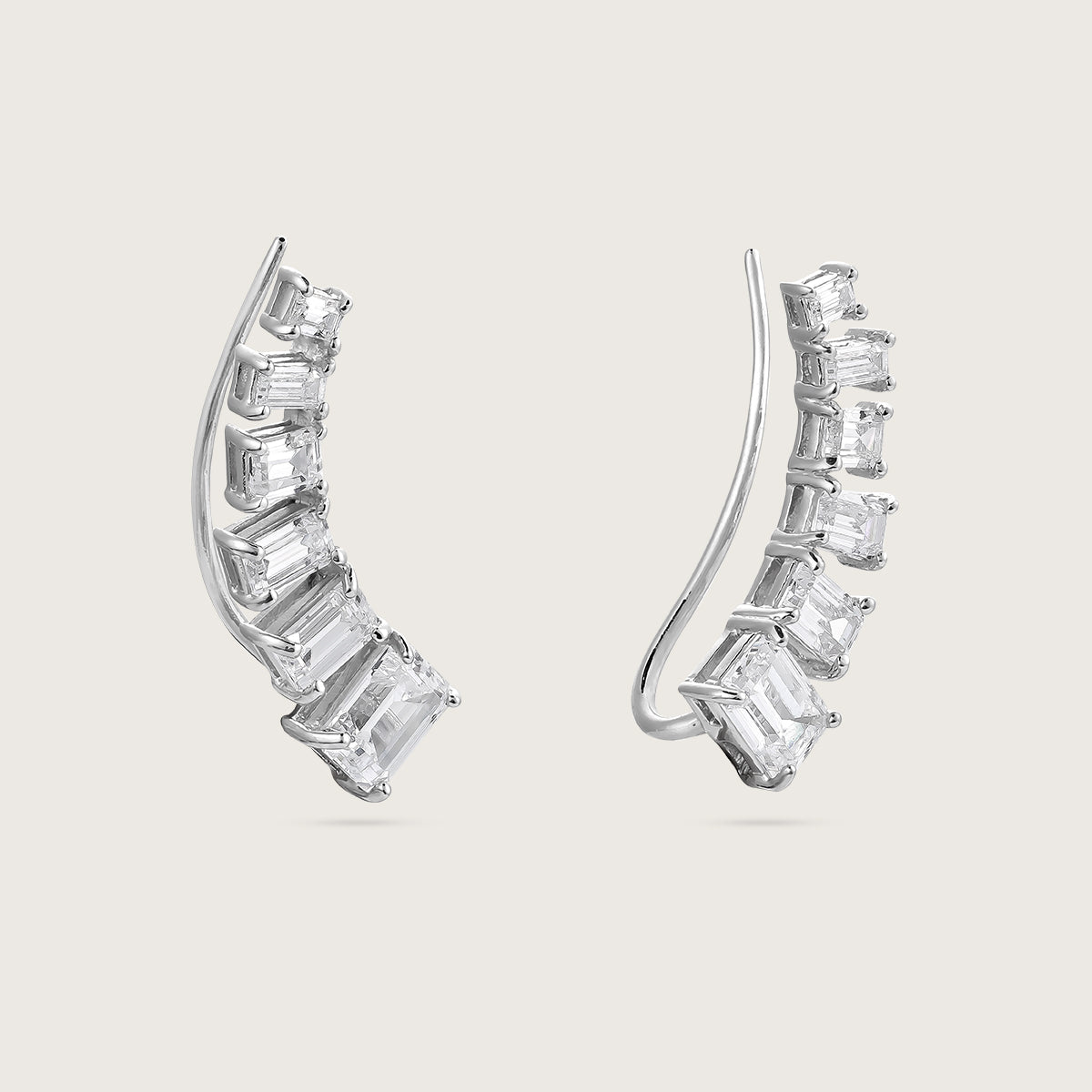 كُفّ أذن مضيء مزين