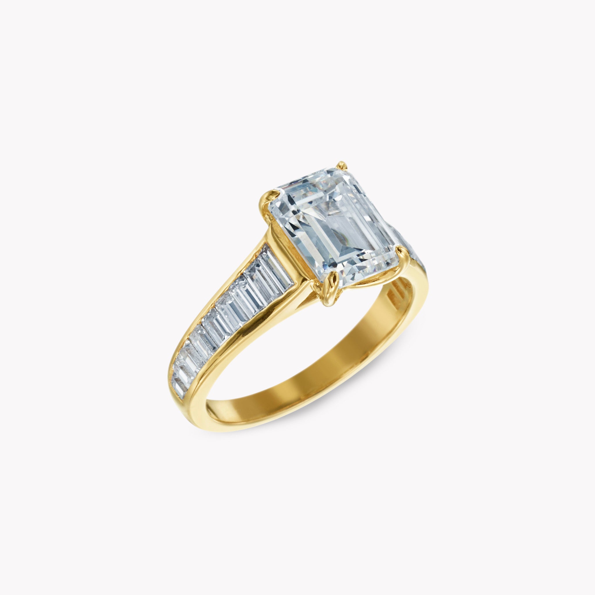 Fancy Shape Graduated Ring