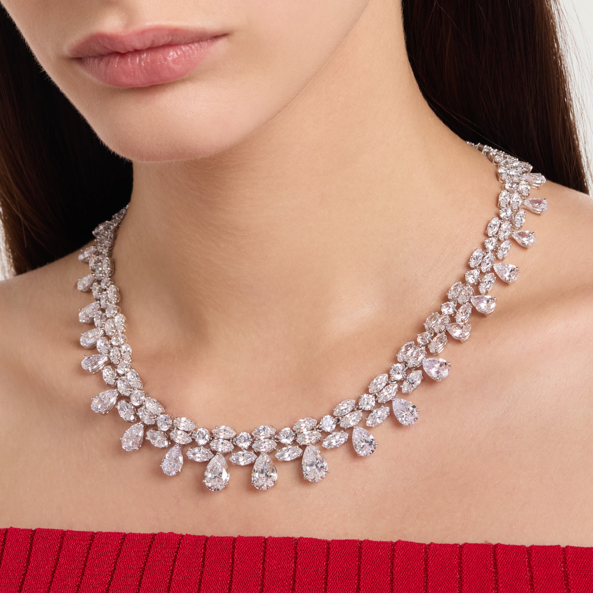 Cluster Array Necklace