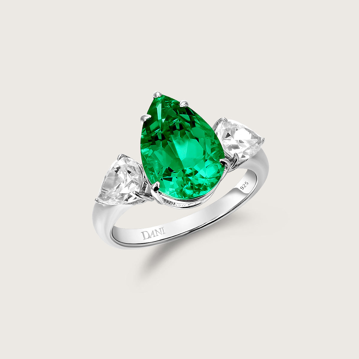 Timeless Emerald Sparkle Ring