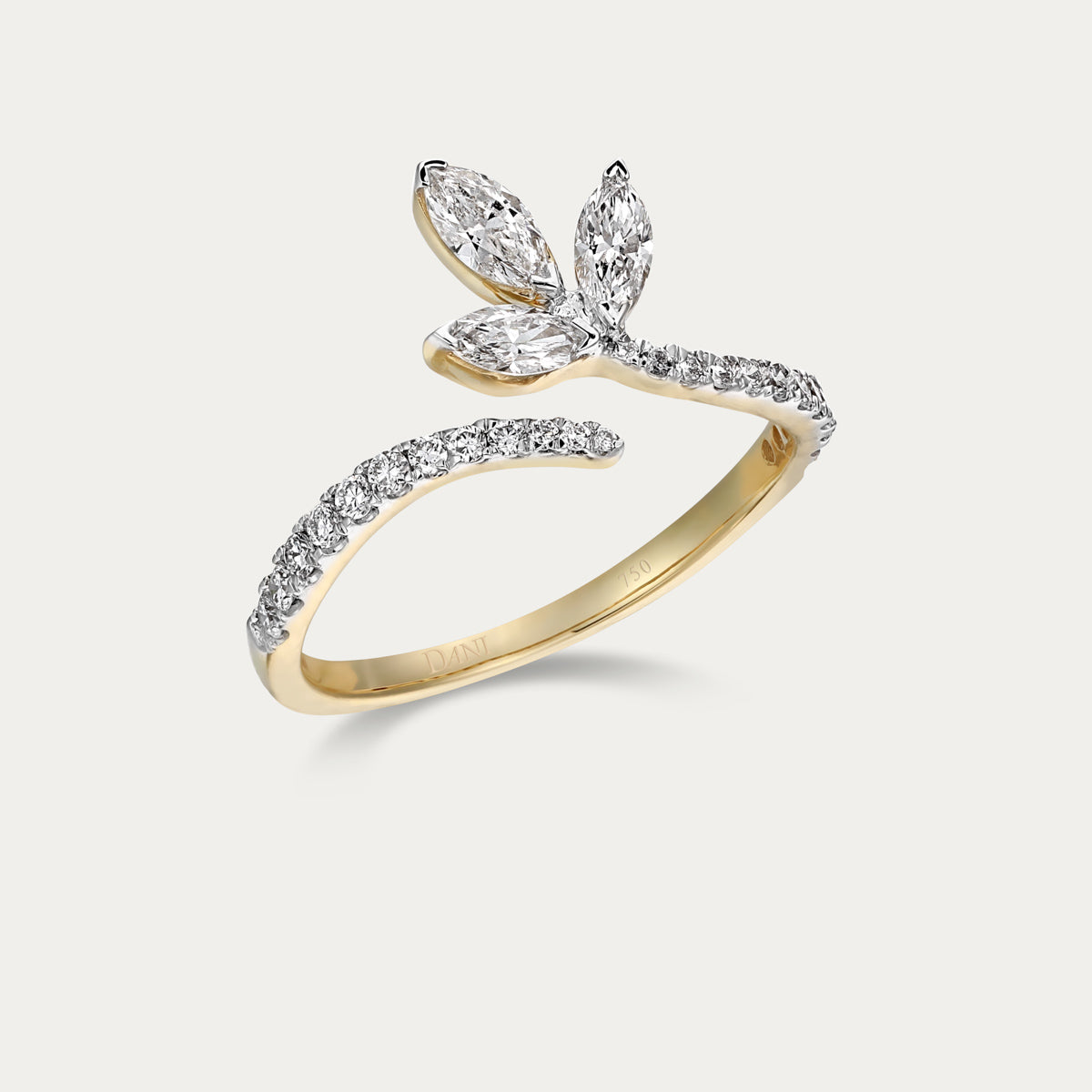 Style Accent Lab Grown Diamond Ring