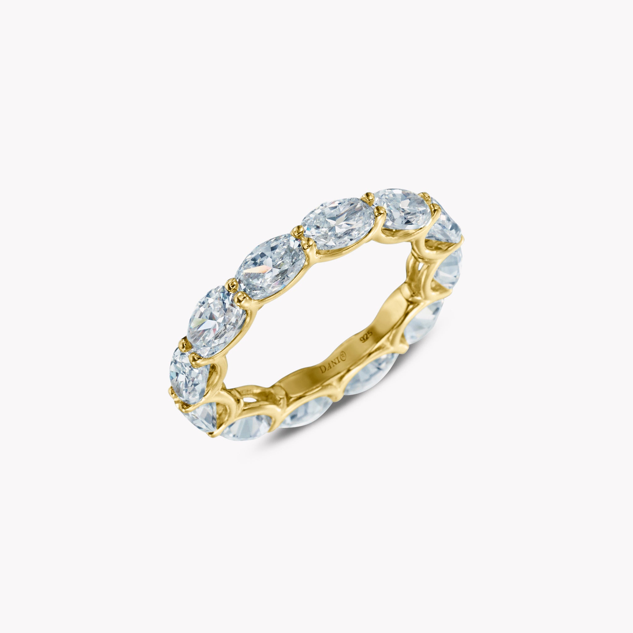 Uternity Band Ring