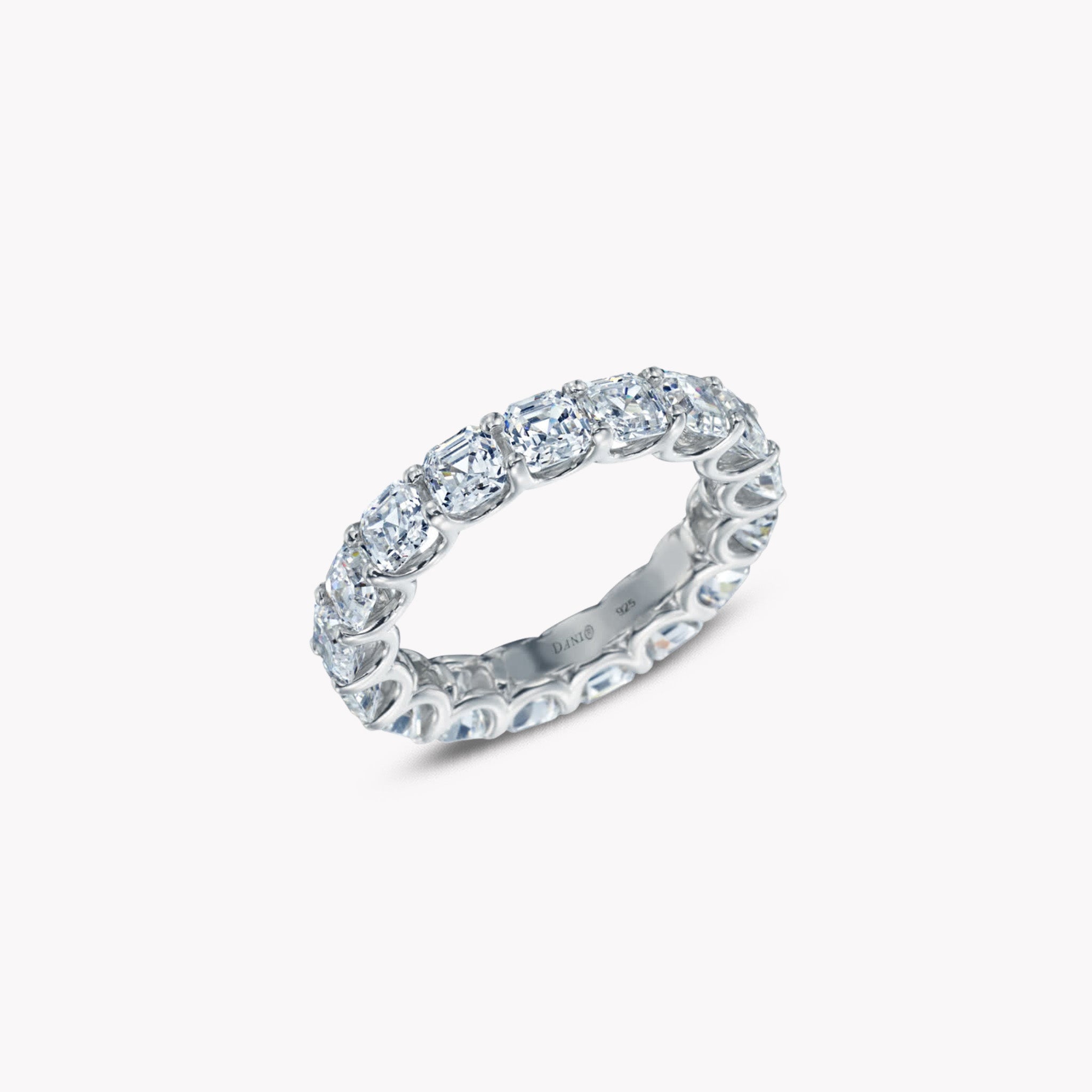 Uternity Band Ring