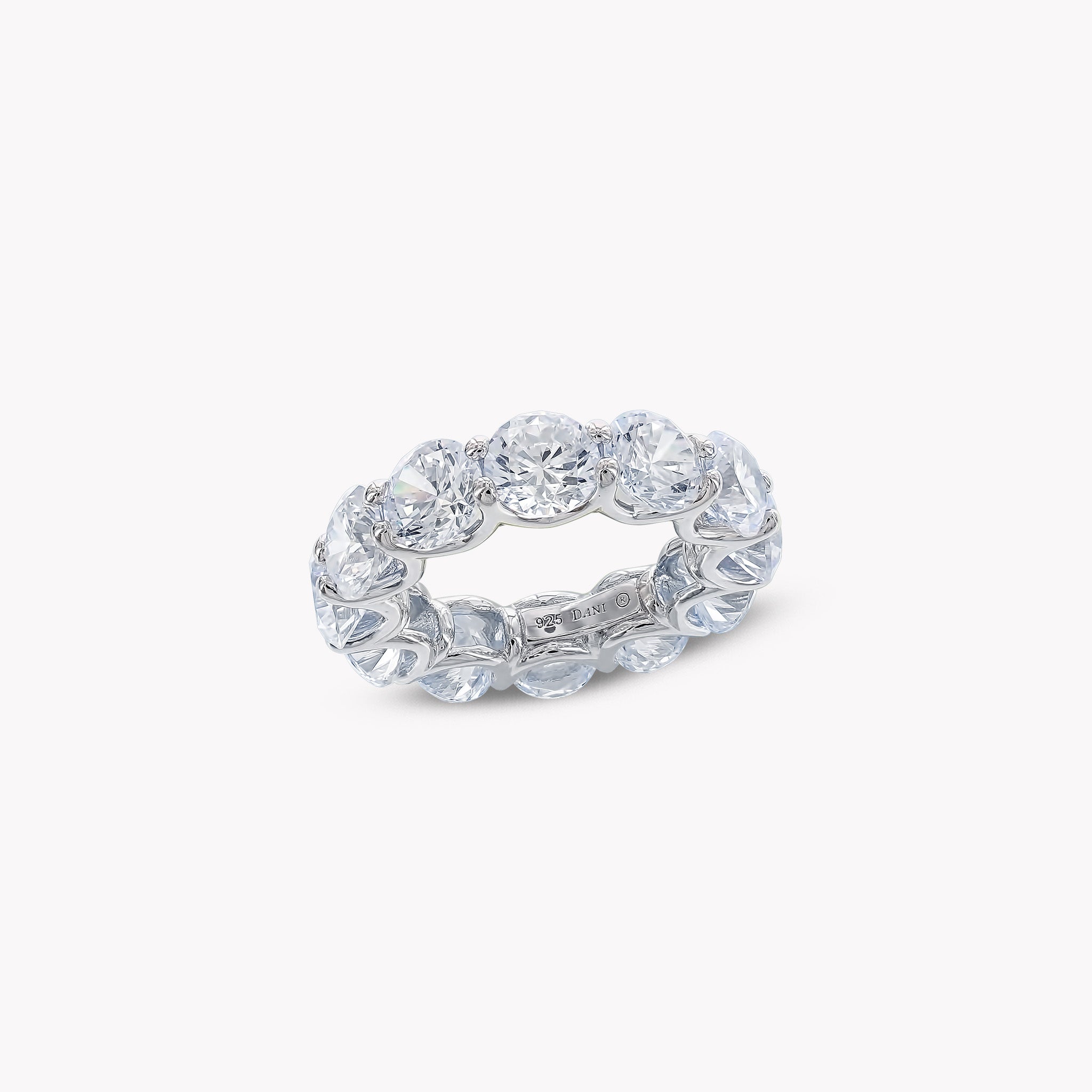 Uternity Band Ring