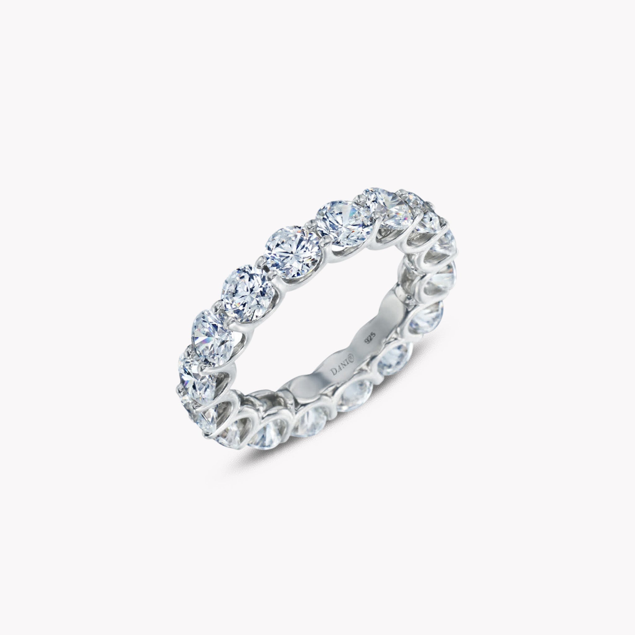 Uternity Band Ring