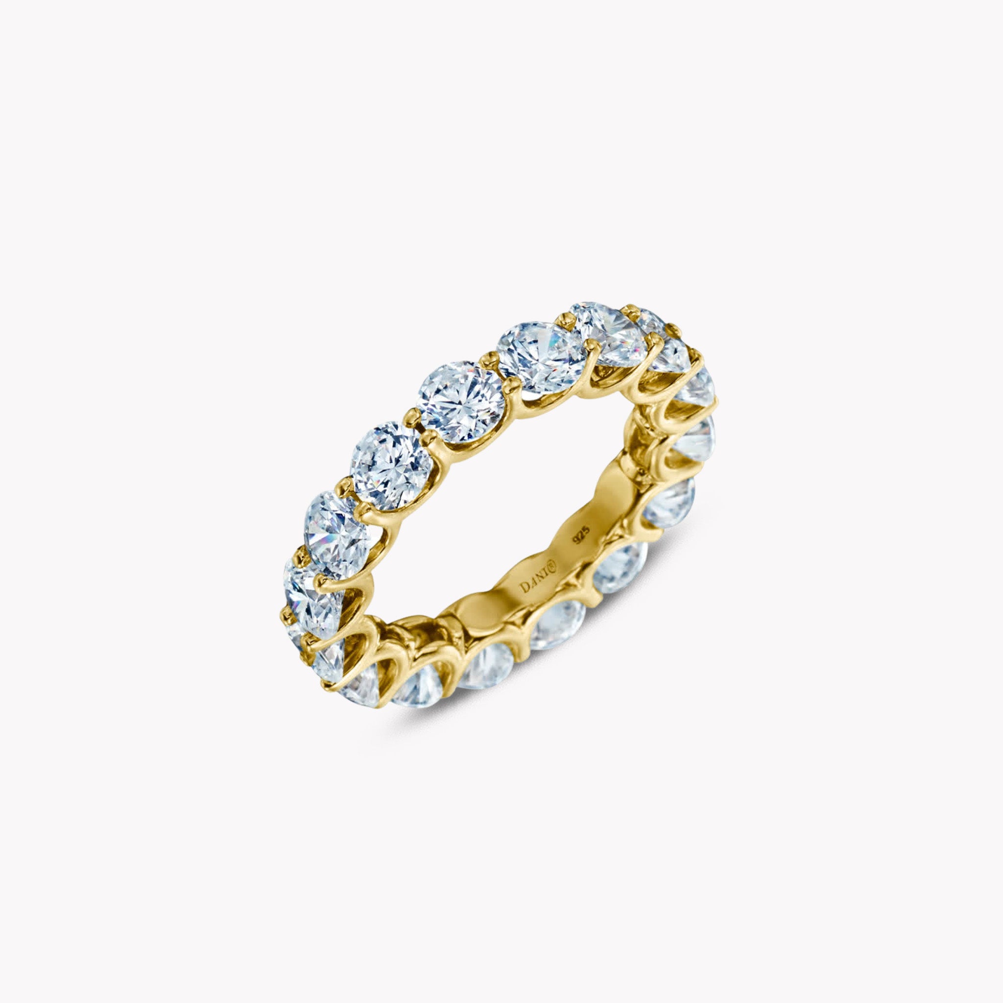 Uternity Band Ring