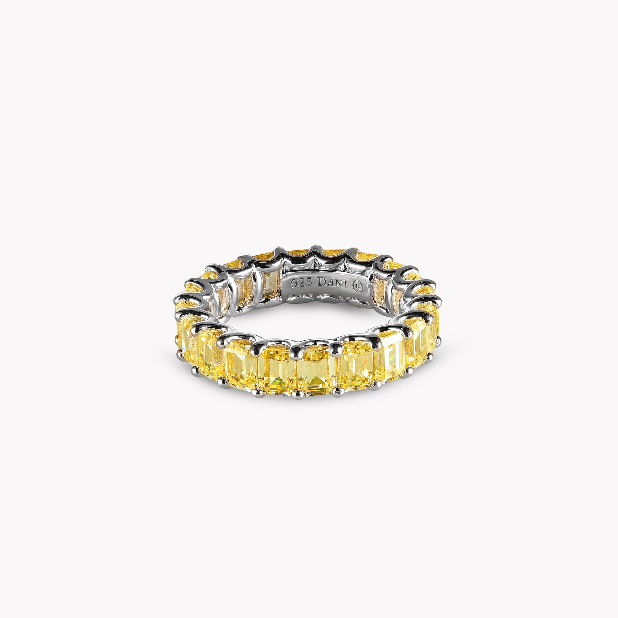 Uternity Band Ring