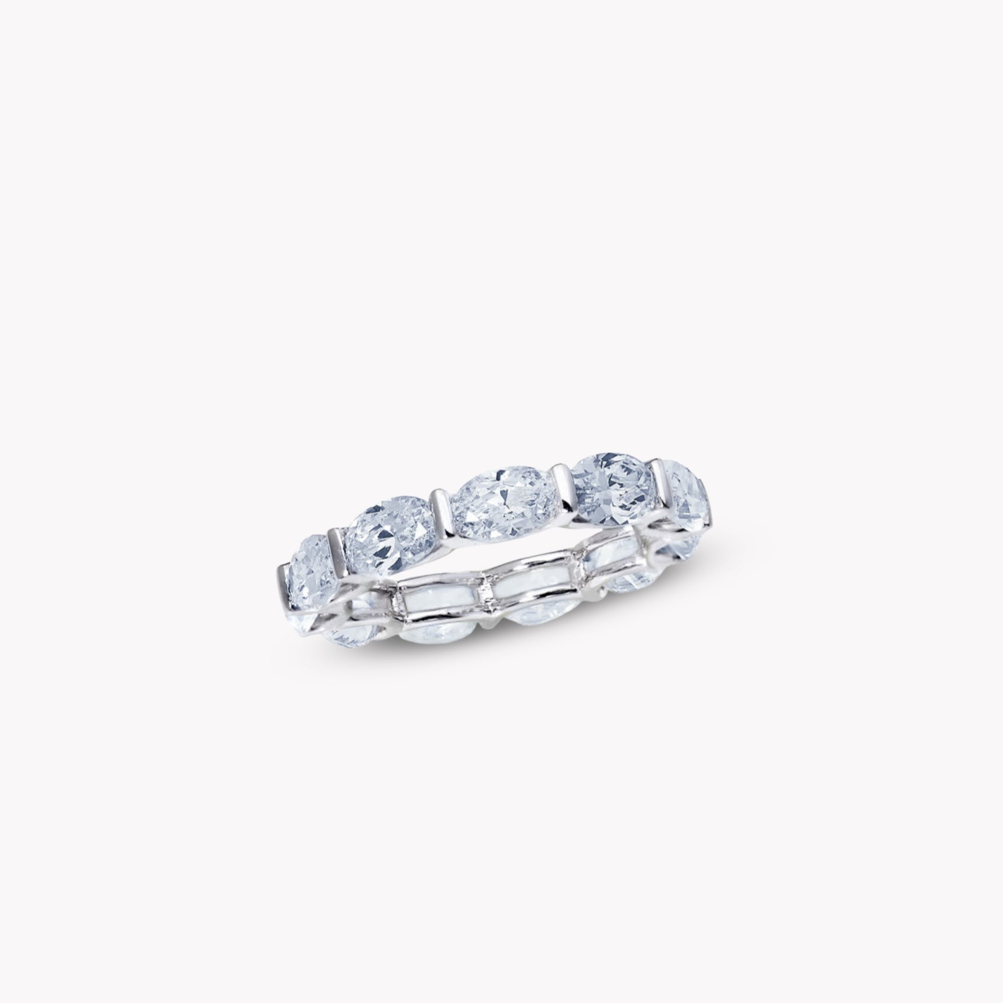 Uternity Band Ring