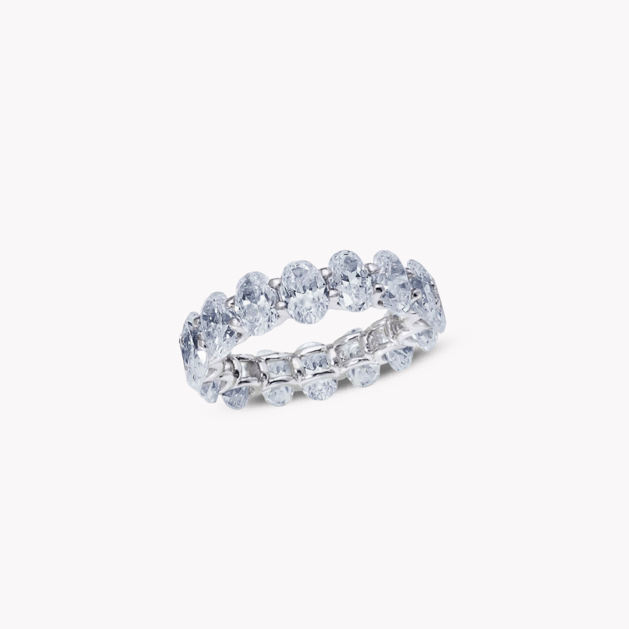 Uternity Band Ring