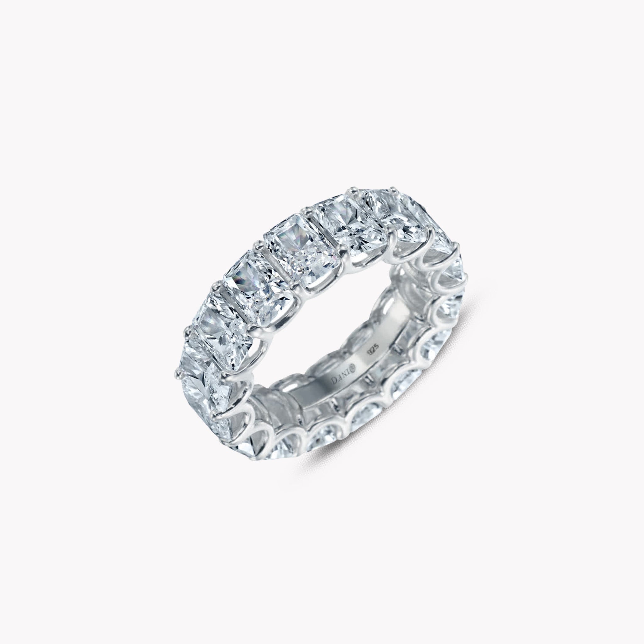 Uternity Band Ring