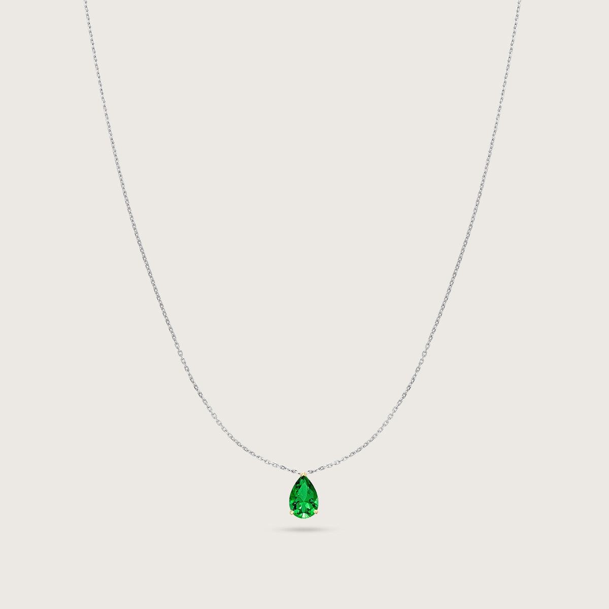 Pear Emerald Solitaire