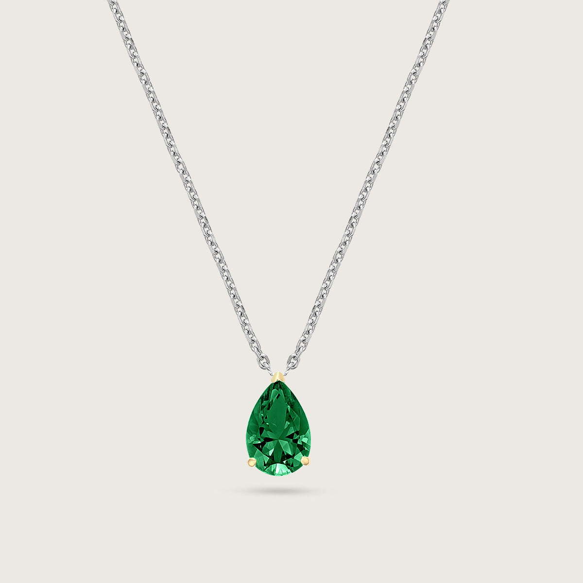 Pear Emerald Solitaire