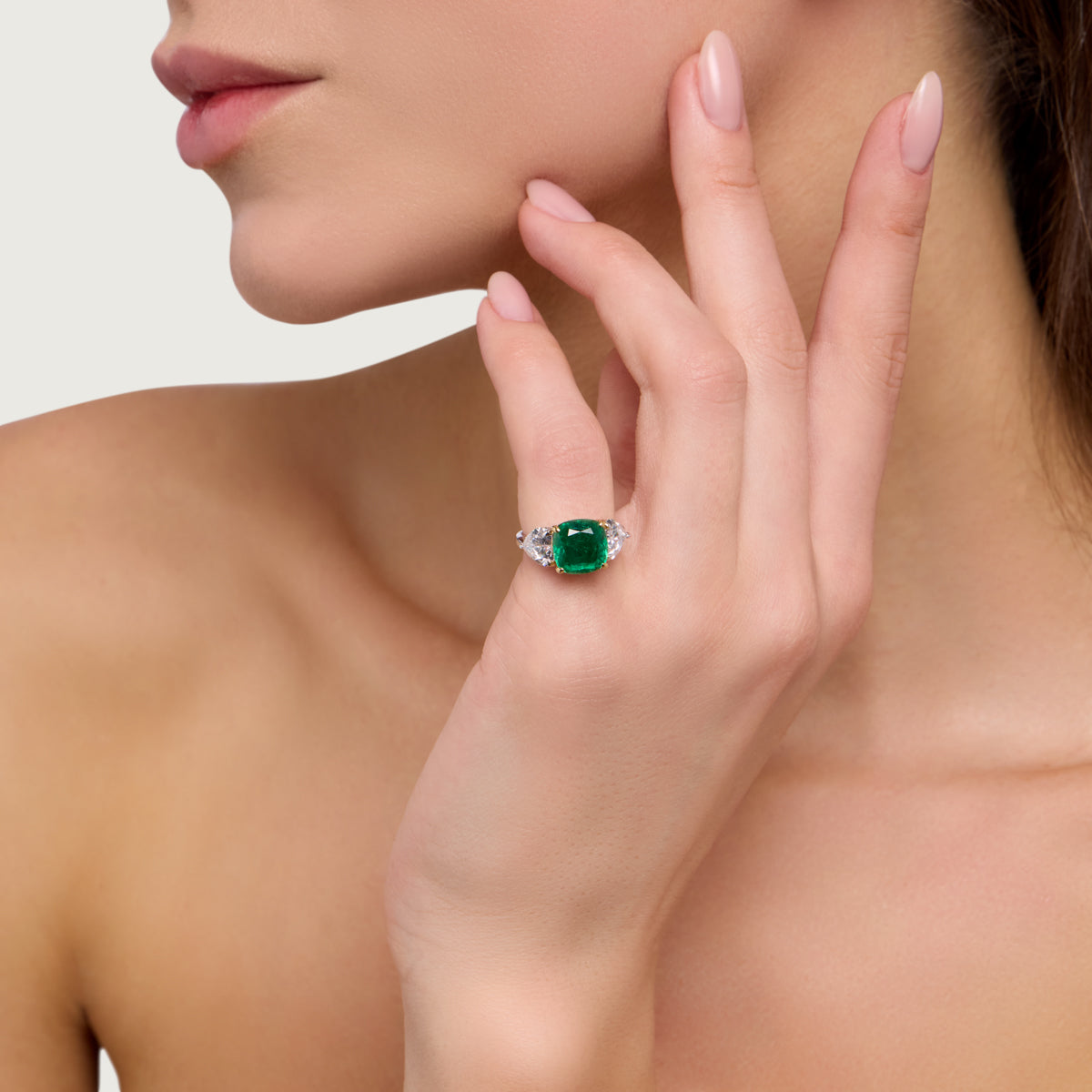 Regal Emerald Bloom Ring