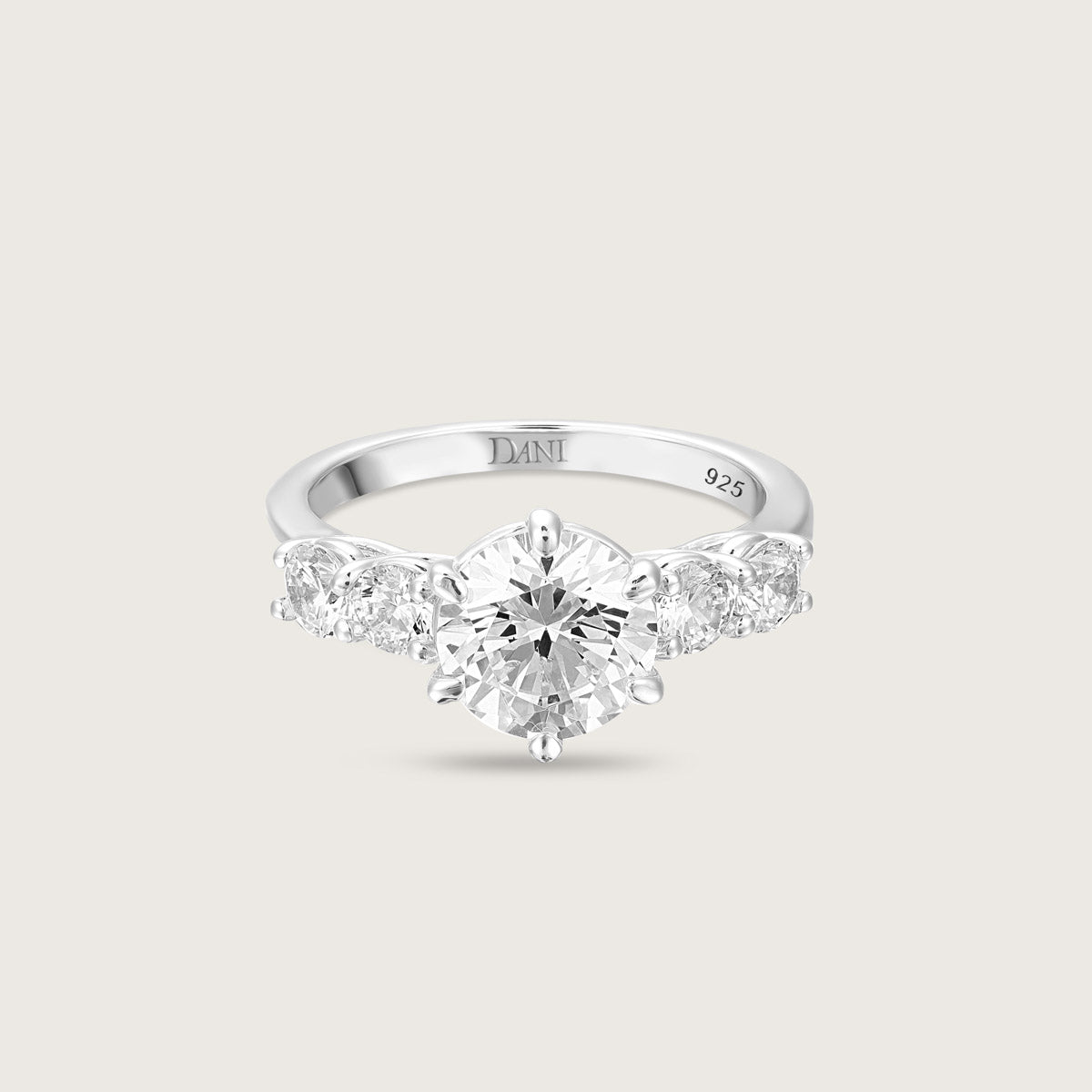 Dazzling Solitaire Ring