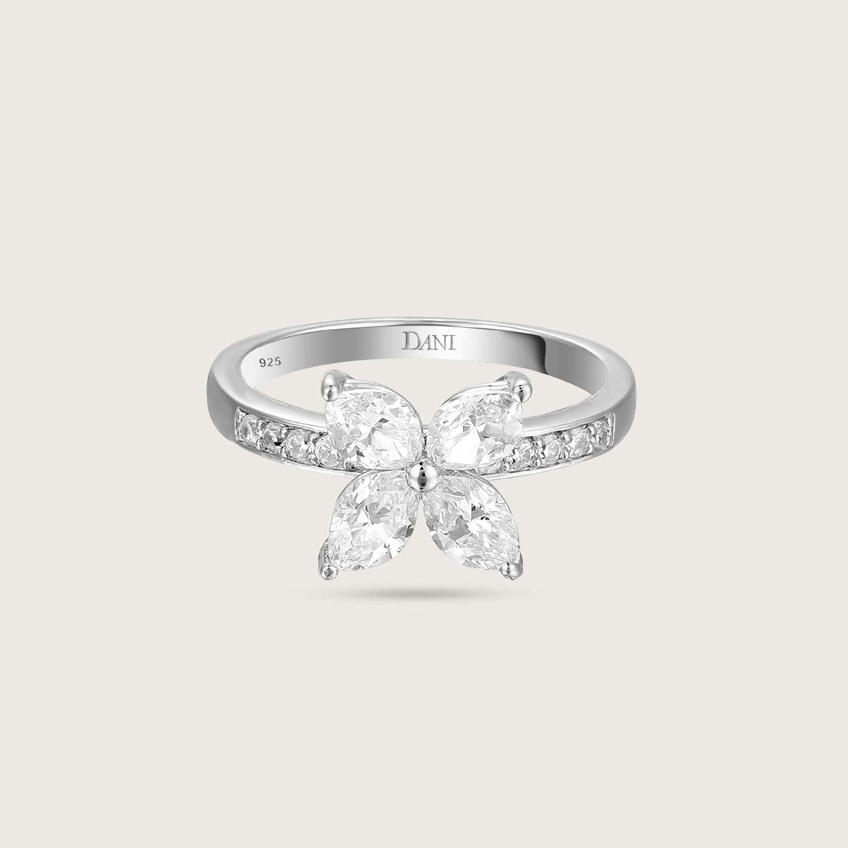 Polaris Petal Ring