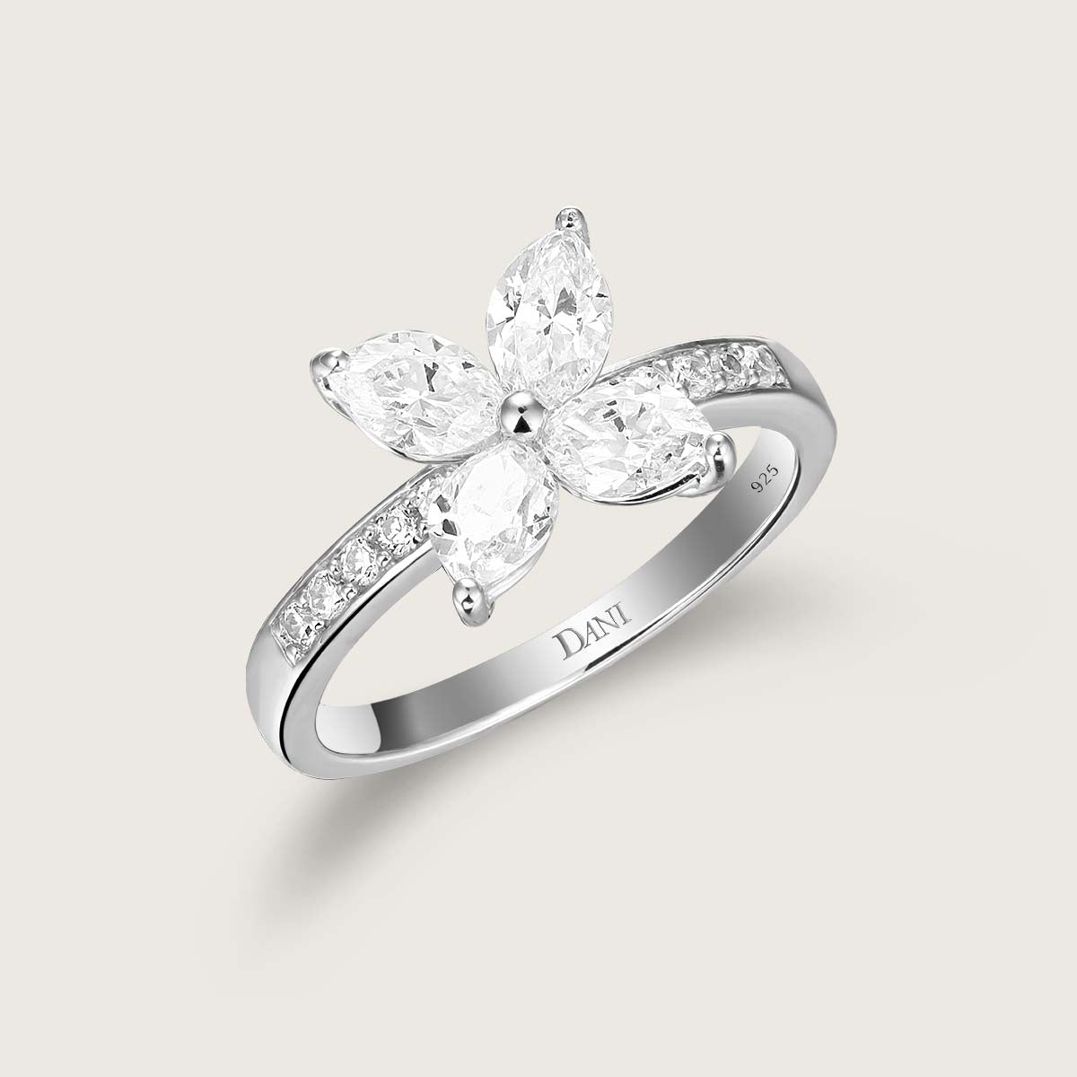 Polaris Petal Ring