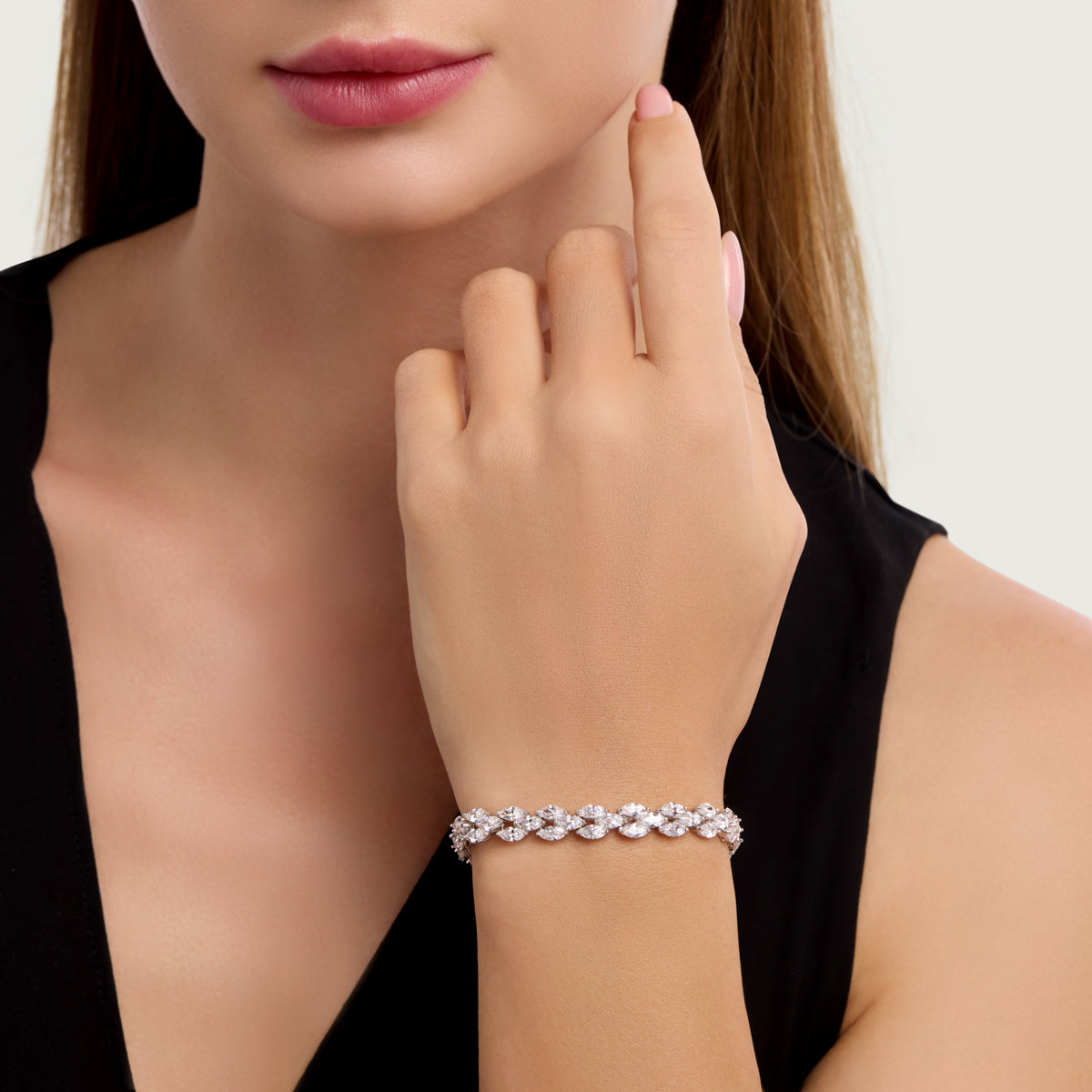 Radiant Cushion Line Bracelet