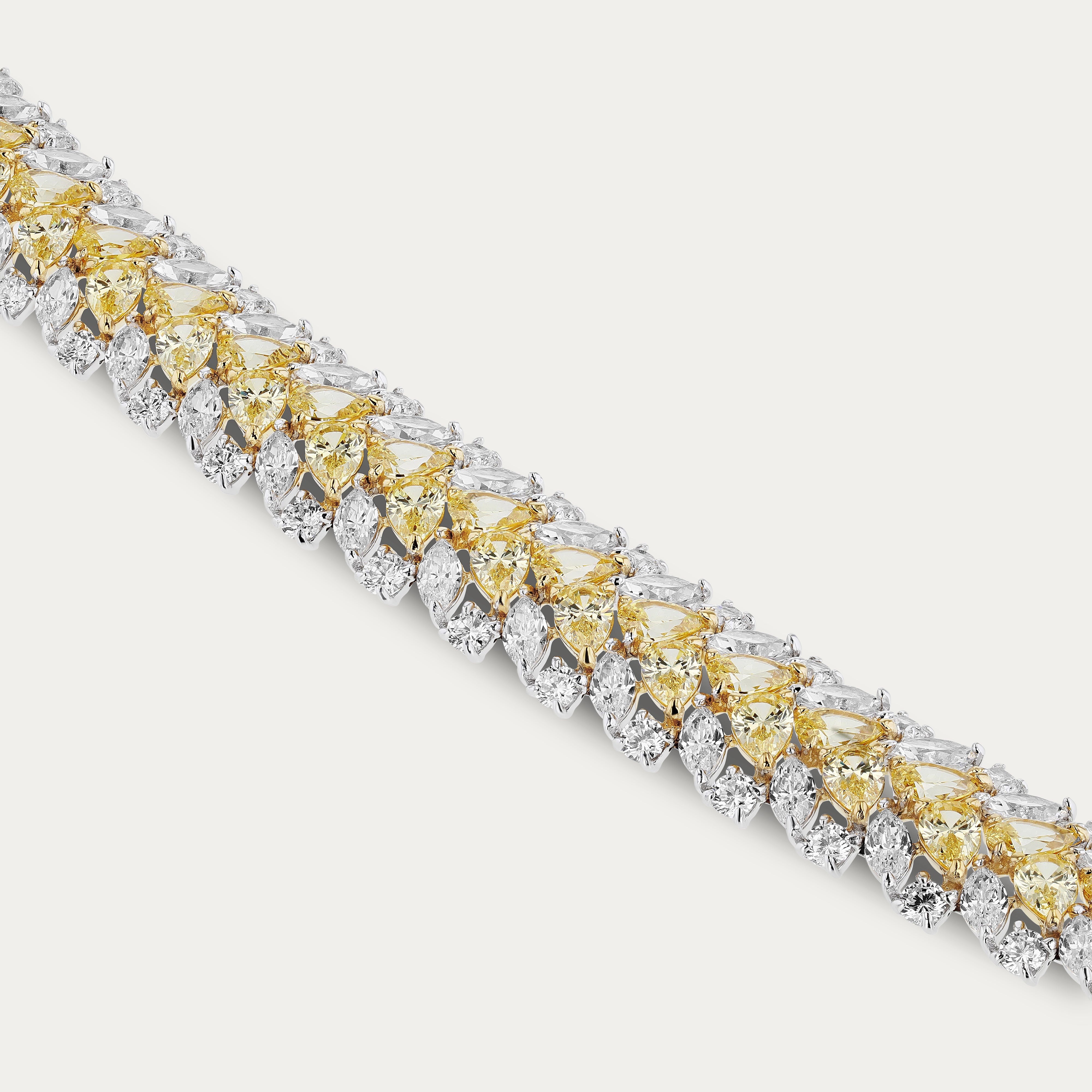 Crest Cluster Bracelet