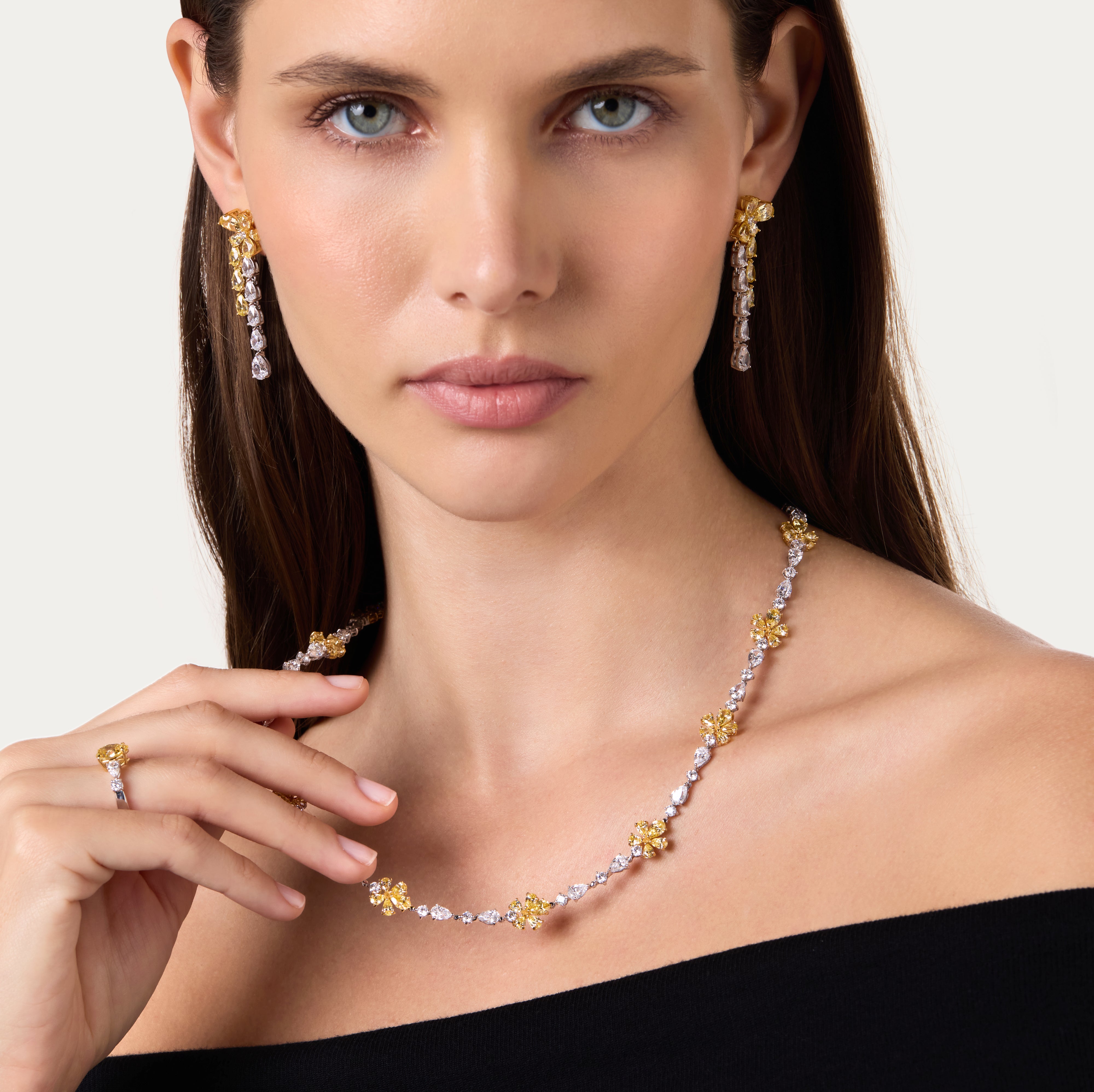 Dual-Tone Collar Necklace