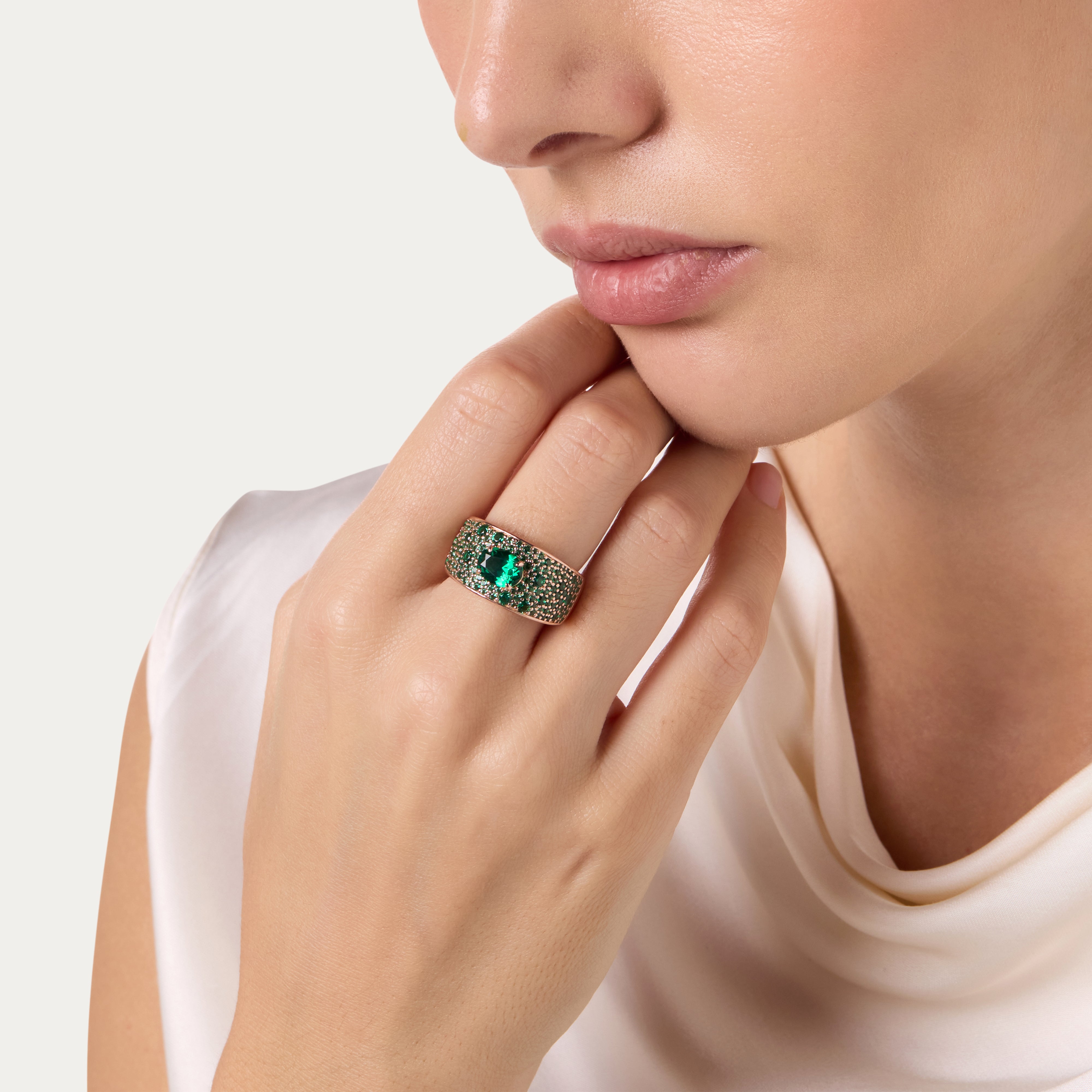 Emerald Luxe Halo Ring