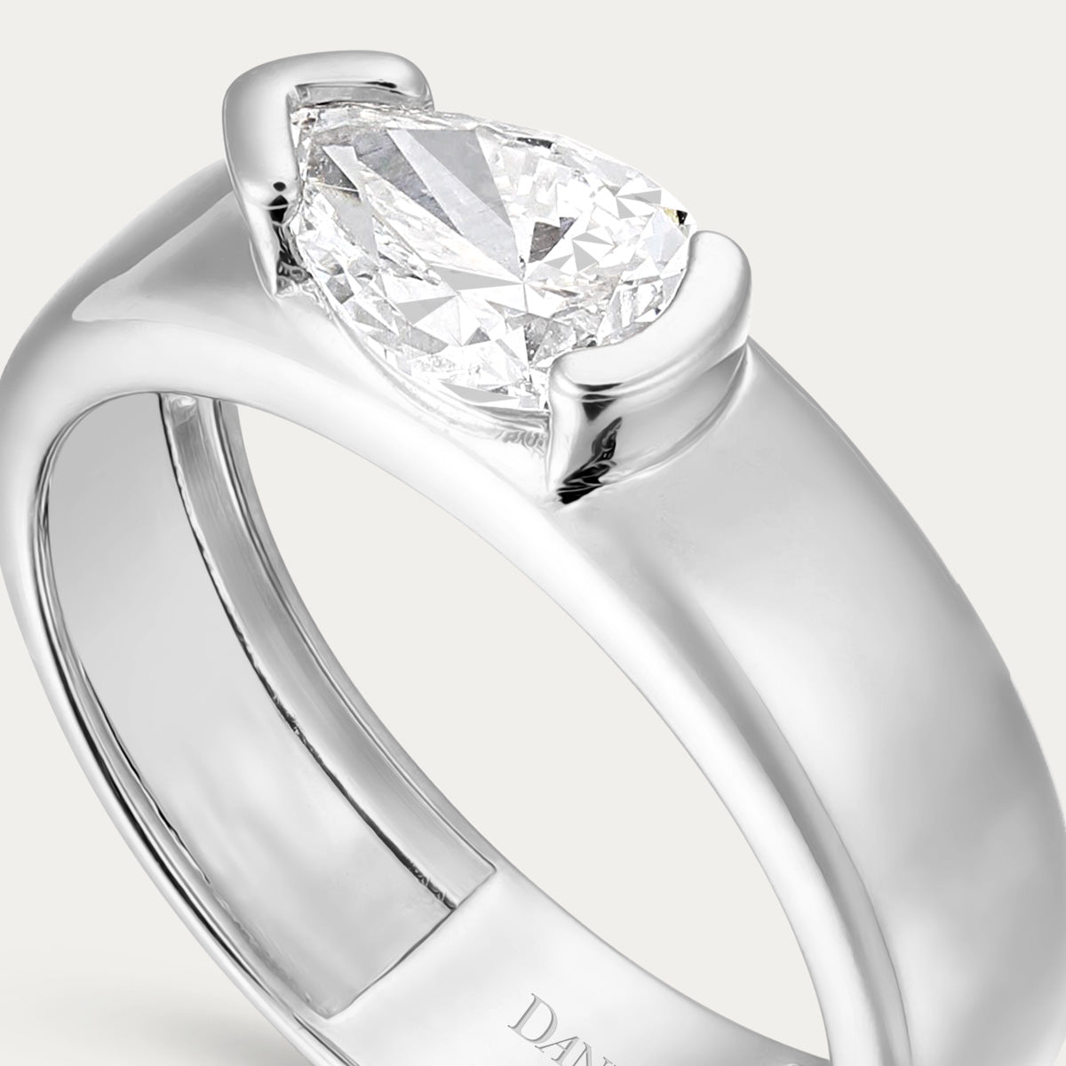 Classic Grace Lab Grown Diamond Ring