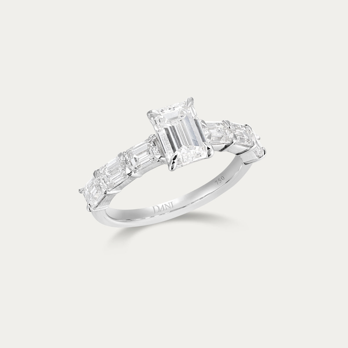 Classic Design Lab Grown Diamond Ring