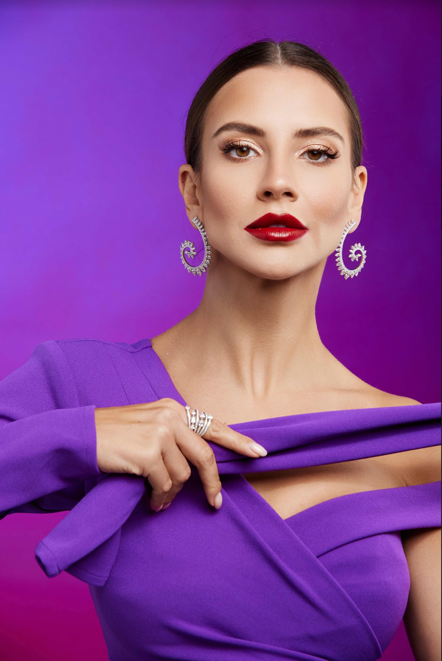 Fancy Shape Earring in 925 Sterling Silver